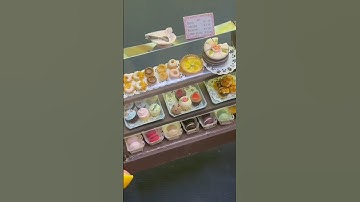 Miniature cake display 🍰🧁 #diyminiature #miniature #miniatureworld