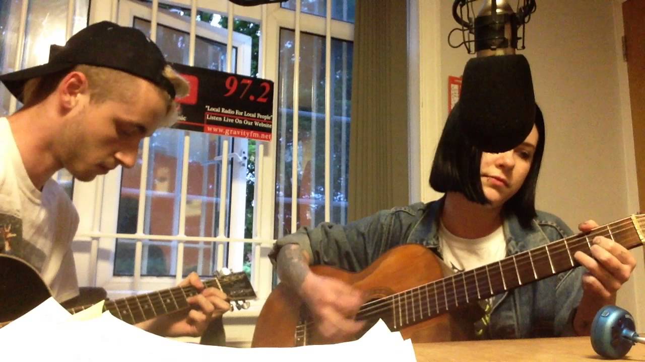 Misty Miller - Fall Away (Acoustic)