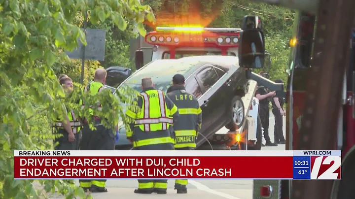 Woman charged with DUI after Lincoln crash