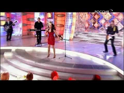 Bokira qiz bilan guruh jinsiy aloqa