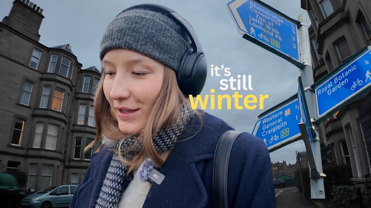 life in edinburgh: park chats, wooly hats + cafés