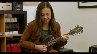 Sierra Hull - &quot;Over the Mountain&quot; (Solo) | Fretboard Journal