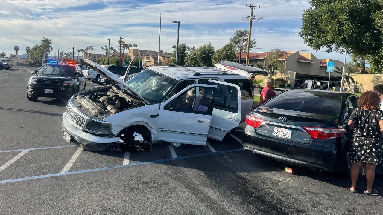 HEMET - 🚨 MULTI-IMPACT CRASH ON ACACIA SENDS ONE TO HOSPITAL 