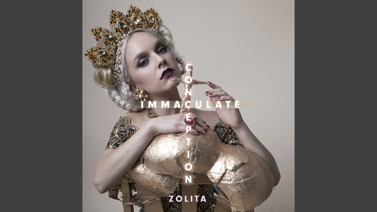 Смотреть «Holy» на YouTube Смотреть «Holy» на YouTube