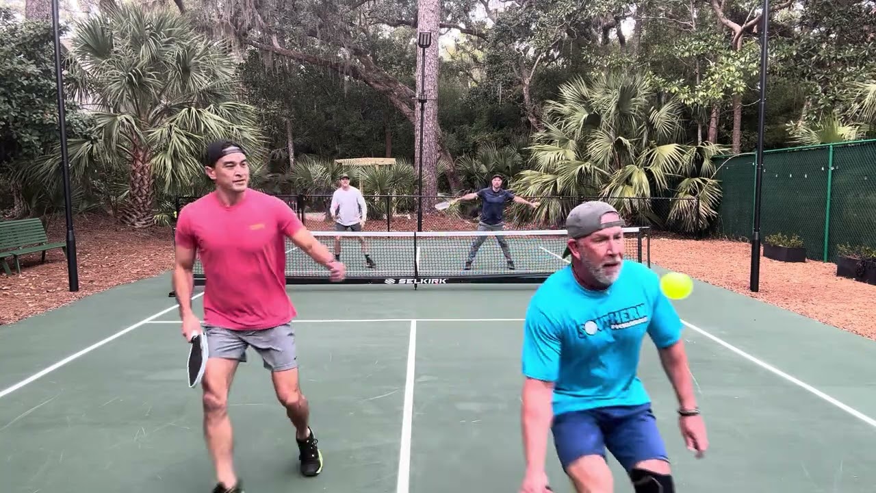 Robert & Jay vs Tracy & Greg