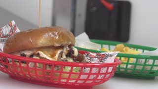 Flaming Onion, a New Zealand burger, opens up in North Texas