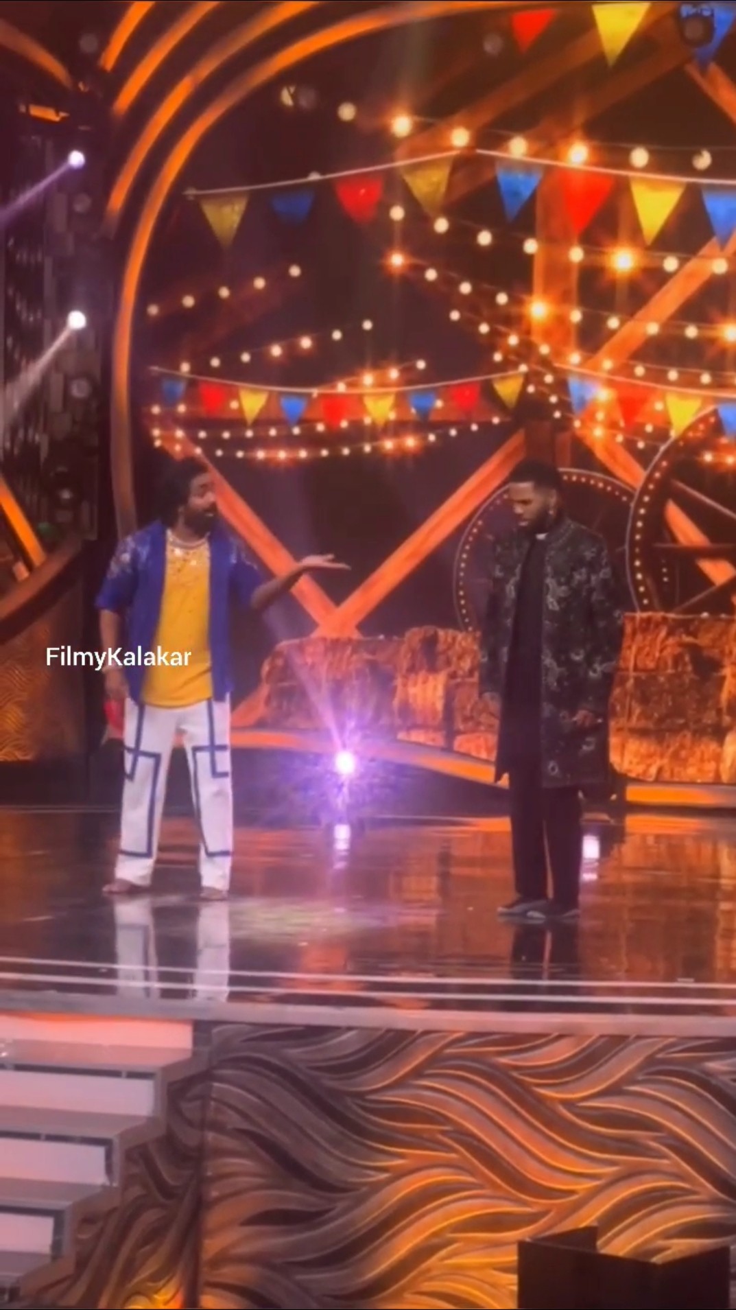 #jasonderulo grooving to ‘UP wala thumka' is beyond thrilling ? #filmykalakar