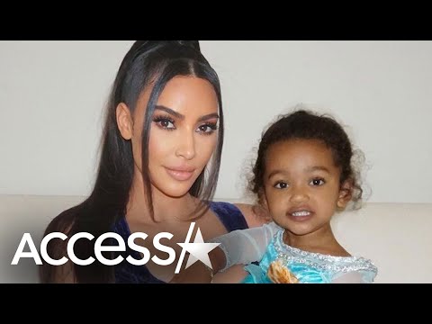 Video: Kim Kardashian Viser Ansigtet Til Chicago West