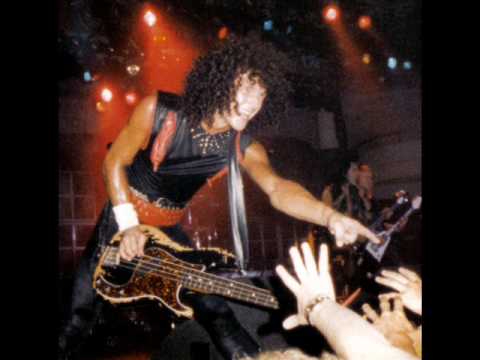 ACCEPT-Peter Baltes Bass solo