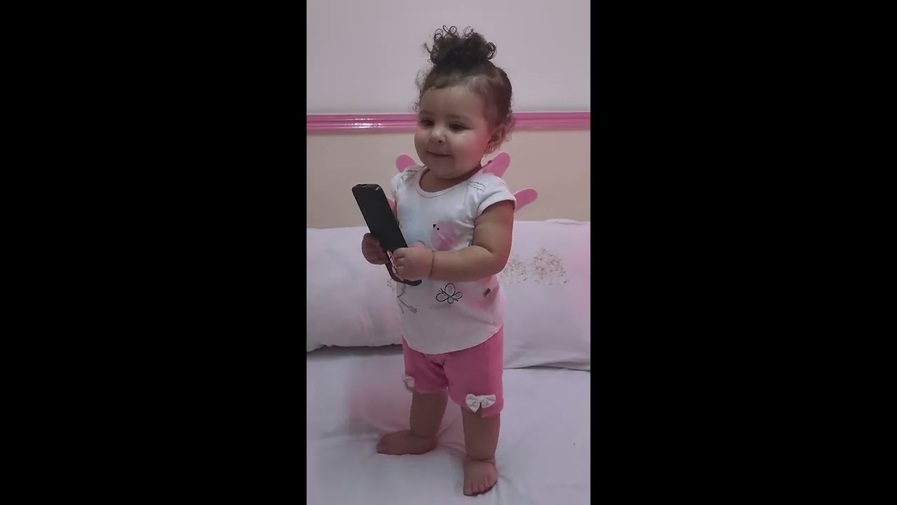 بنتي من عالم موازي