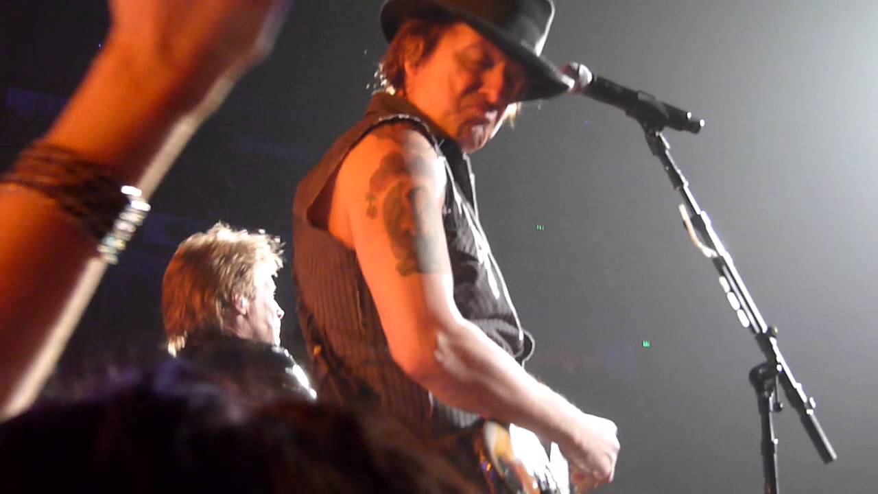 Bon Jovi I'll Be There For You Nashville March 6, 2013