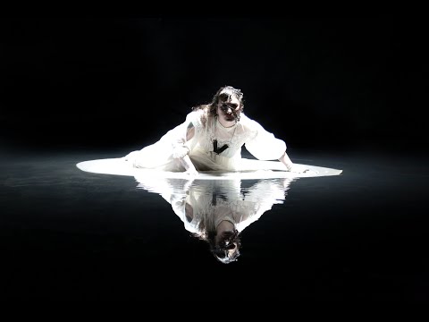 Dead Christine - Träume (Official Video)