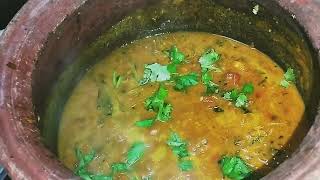 Vendhaya keerai recipe indian style / vendhaya keerai kuzhambu / வெந்தய கீரை குழம்பு மேத்தி குழம்பு