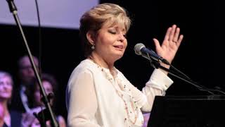 Serap Kuzey-Her Şeyinle Güzelsin Gönüllerde Esersin Kürdi̇li̇ Hi̇cazkârr.g.