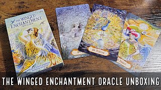 The Winged Enchantment Oracle | Unboxing and Flip Through