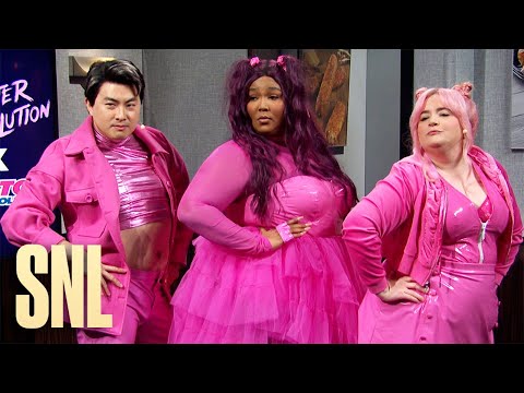 Costco Meeting ft. Lizzo - SNL