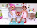 Baby dolls sisters bathroom routine story! Play Toys