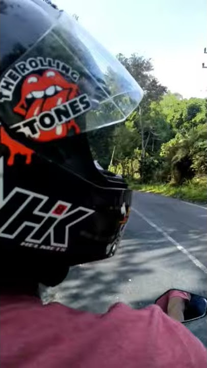 Story' wa jalan jalan naik motor