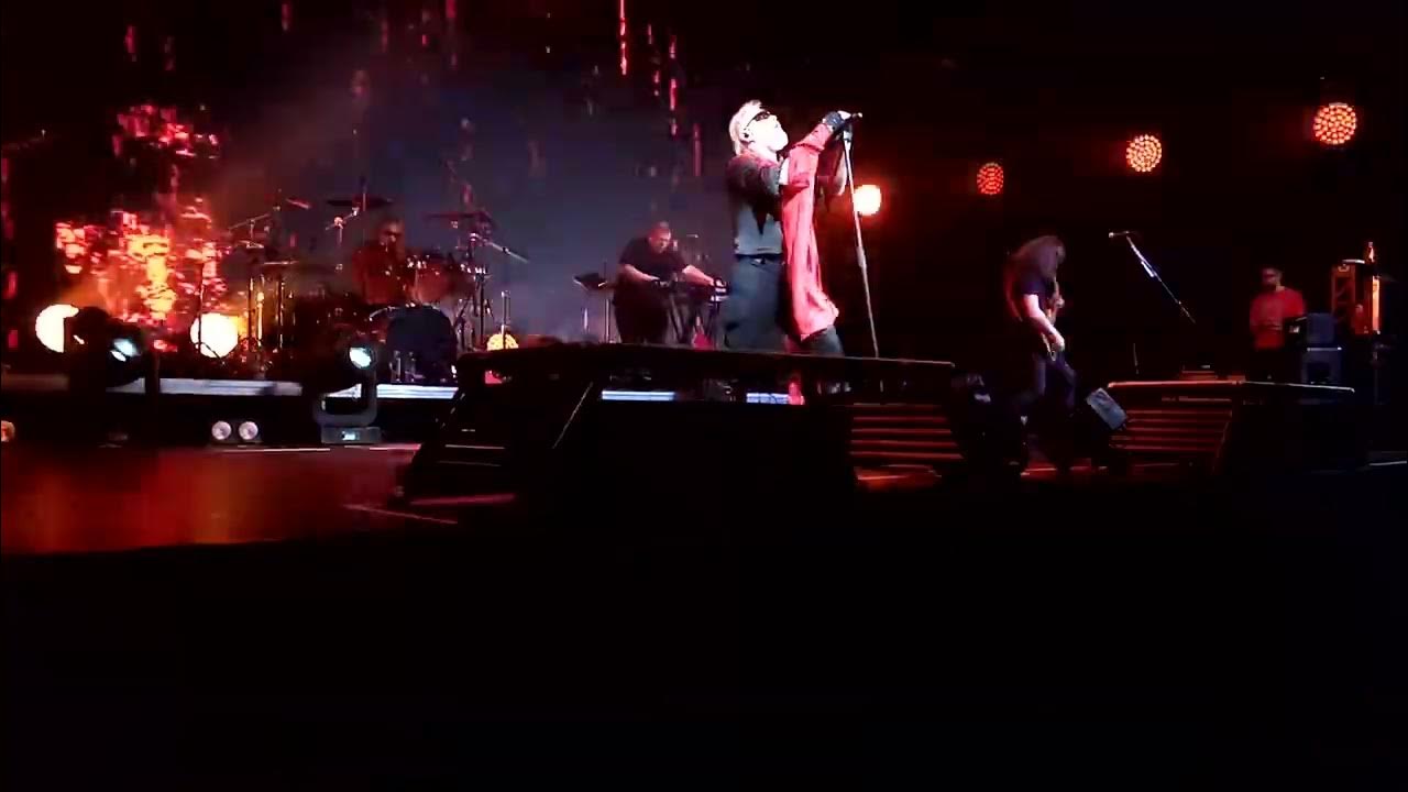 алиса паника. паника у алисы. алиса кинчев шабаш. квест хостел паника краснодар. алиса паника.