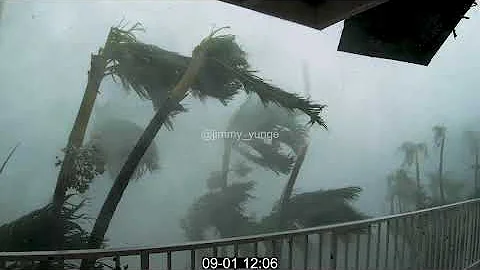 Hurricane Dorian (2019): Category 5 footage (185mp...