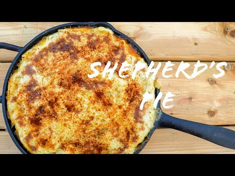 pulled-pork-|-shepherd’s-pie-|-cast-iron-pan-|-weber-kettle