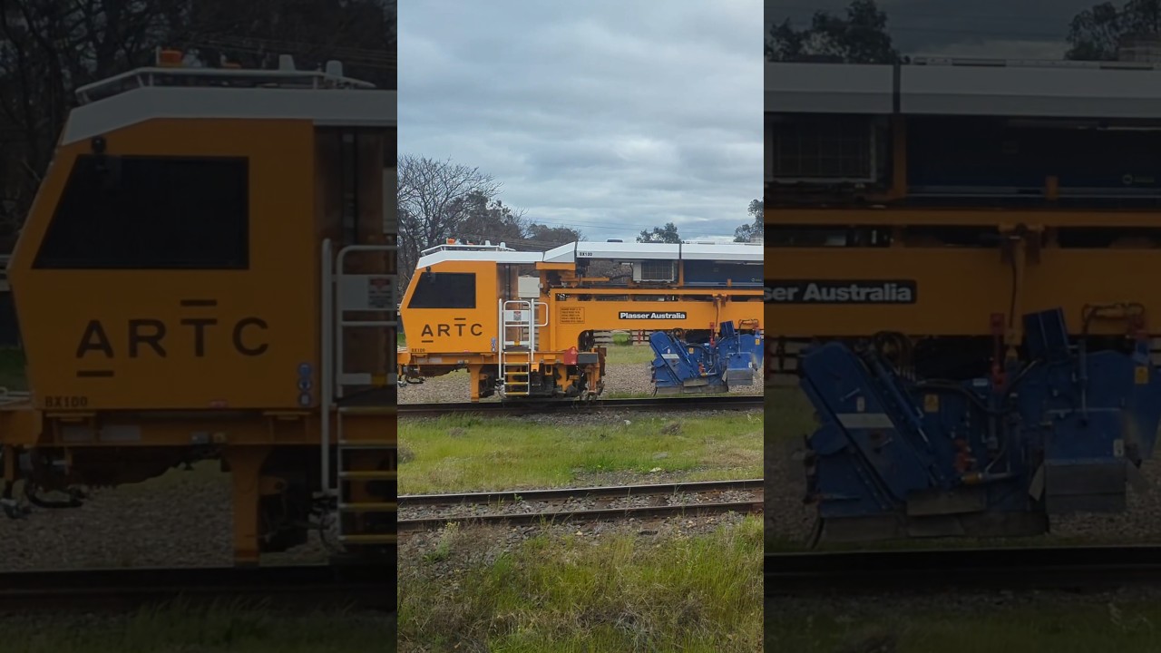 Railway Maintenance Unit - High Speed Ballast Regulator SSP305 