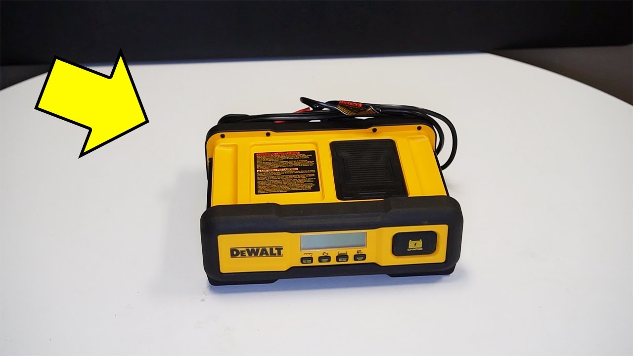 DEWALT 30Amp Battery Charger and 3Amp Maintainer Review (Link Below 👇