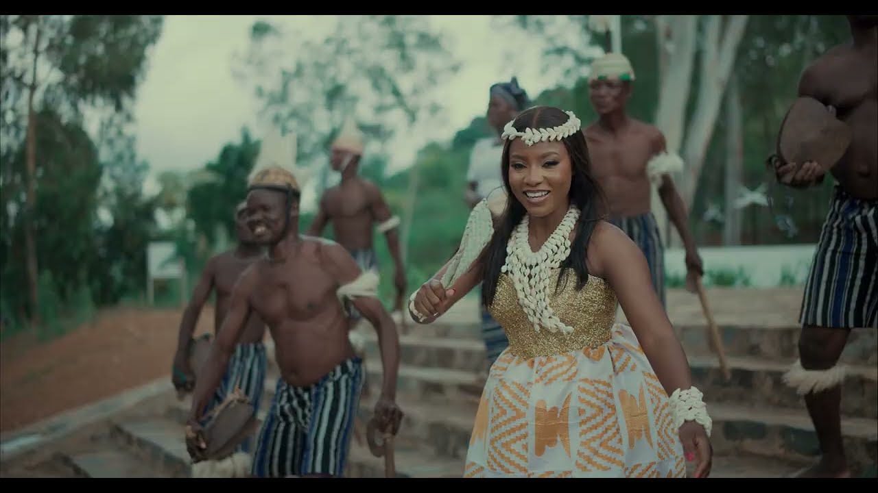 Watch SENZAA - SONO ZONO (Clip Officiel) on YouTube Watch SENZAA - SONO ZONO (Clip Officiel) on YouTube