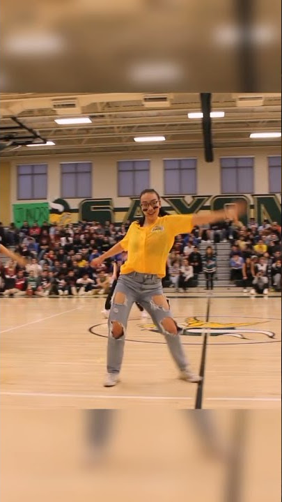 Korean highschool girls dance on indian hindi song🔥 #bomdiggy