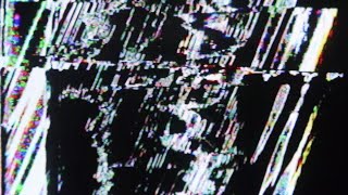 analog glitch art visuals [4k] [no audio] - 010625