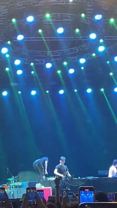 REZA ARAP-lagu naruto Seru banget Kalo udah mereka yang bawain #weirdgenius #naruto #rezaarap #viral