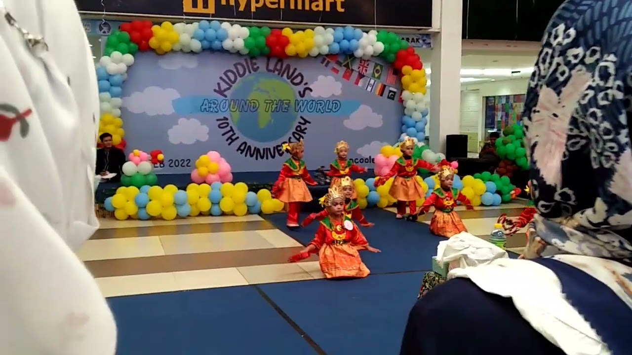 Bekatak Kurak Kariak Juara 1 TK Kemala Bhayangkari 26 kota bengkulu