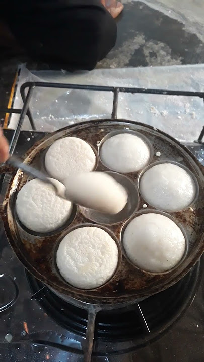 Bikin kue APEM di bulan sapar biar rezekinya MUMPLU kaya APEM dan penolak bala.