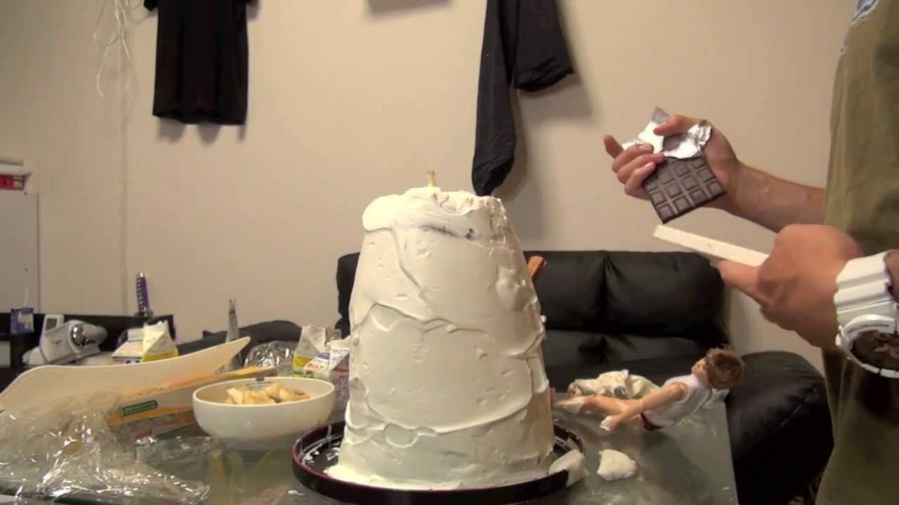 超特大２０歳誕生日ケーキ Youtube