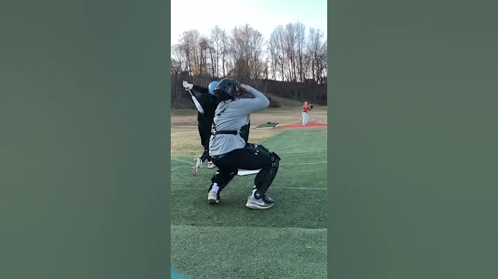 Max Scurti Throwing Live at The Velo Farm Feb 2019