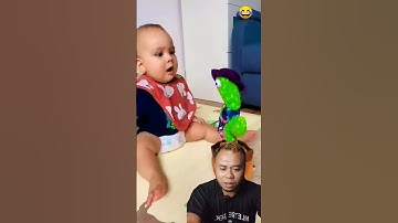 Bayi lucu sampai nangis gara-gara boneka kaktusnya😂😍🥰 #shorts #funnyshorts #funnyvideos