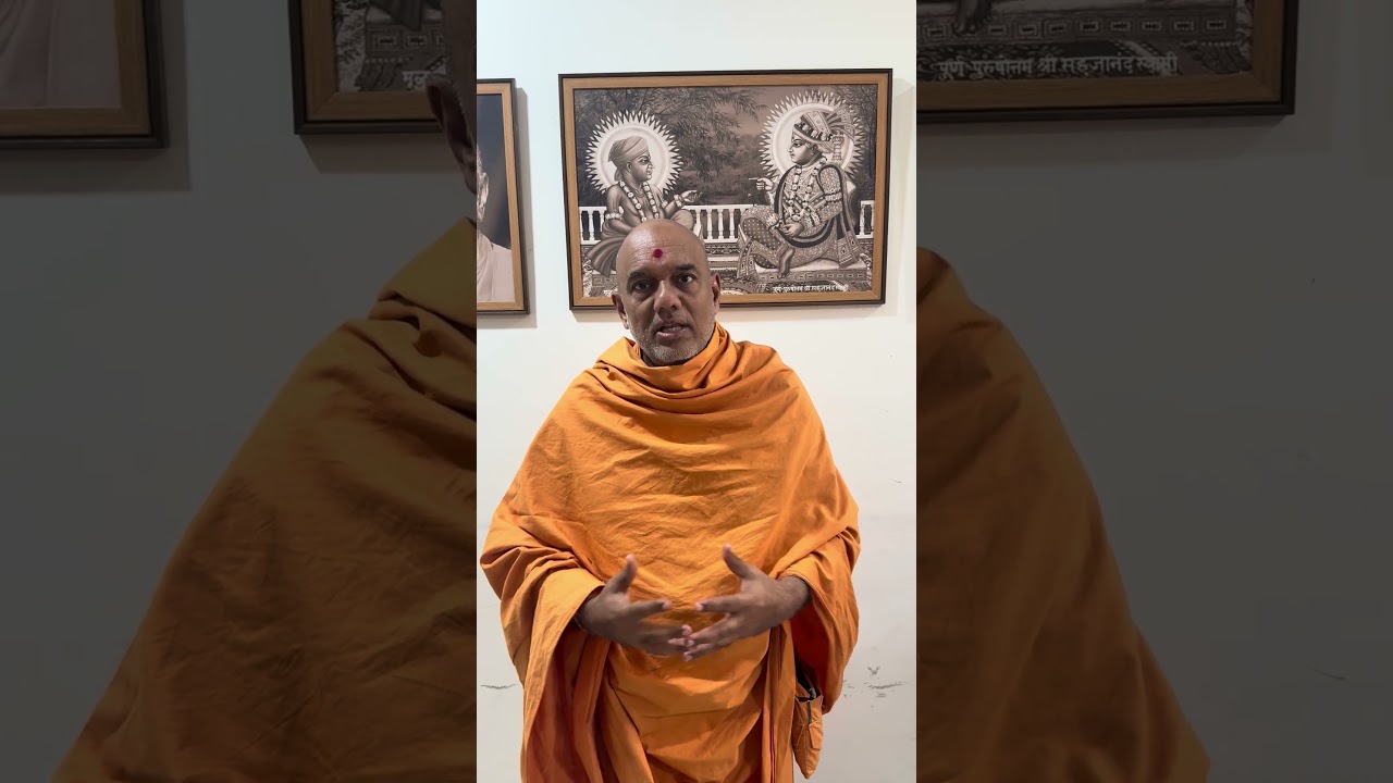 Gyanvatsal Swami Ji, spoke about the book which has inspired a lot &  concept of the book is unique