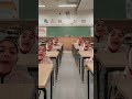 مدرسه الانجلش عندنا في المدرسه هي اللي بتقول لنا الاغنيه هي اللي عرفتها لنا ما كناش نعرف حقيقي حصل
