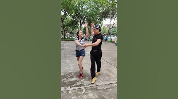 Sự tươi trẻ, khoẻ mạnh tuyệt vời của Samba - Vũ quốc Brazil - Vũ Điệu Xanh