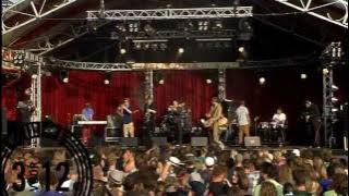 Jungle By Night - Hot Mama Hot ft. Jiggy  (live @ Great Wide Open 2011)