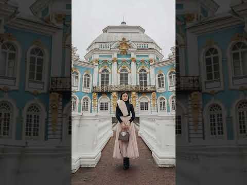 Video: Vandring i Katarina-palasset nær St. Petersburg