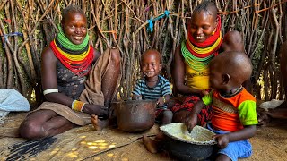 African Traditional  Village  life  Never  Shown On Tv\/ Eating on Utensils  made from wood