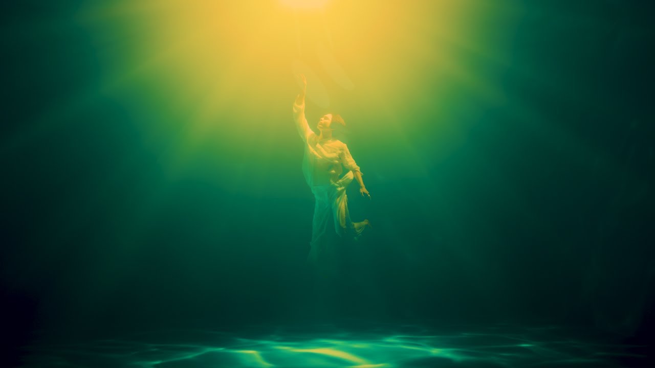 HELLO GLOOM - DRAMA M/V