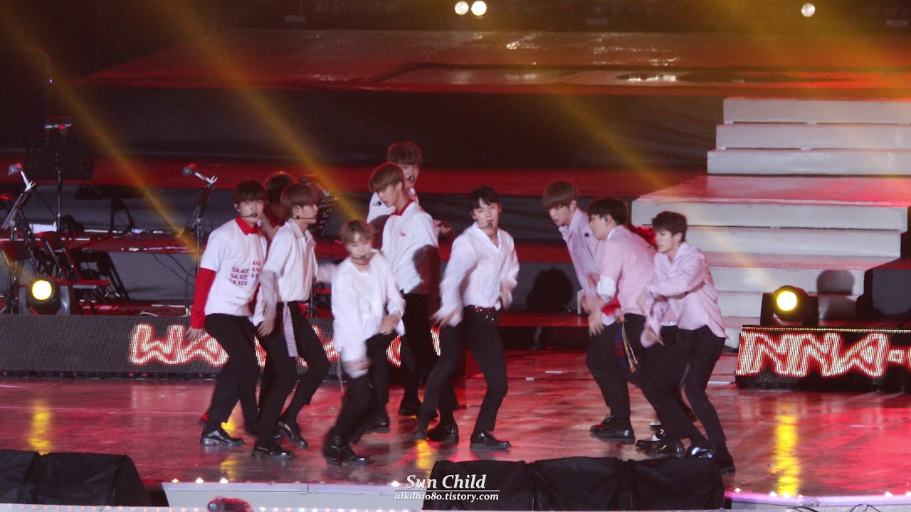 [4k] 170905 워너원(Wanna One) - 활활(Burn It Up) [불꽃 소음주의] @ 울산 태화강둔치 by Sun Child