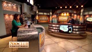 700 Club Interactive: God Will Heal Our Baby – April 28, 2015