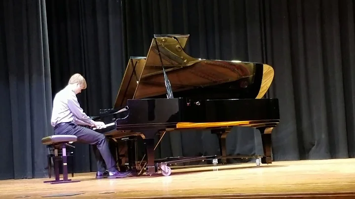 Nicholas Sellers Plays Chopin