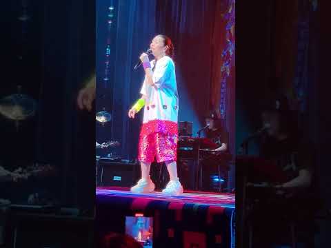小泉今日子 東の島にブタがいた vol.3