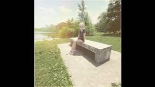 Download lagu Violyt - Half Past You