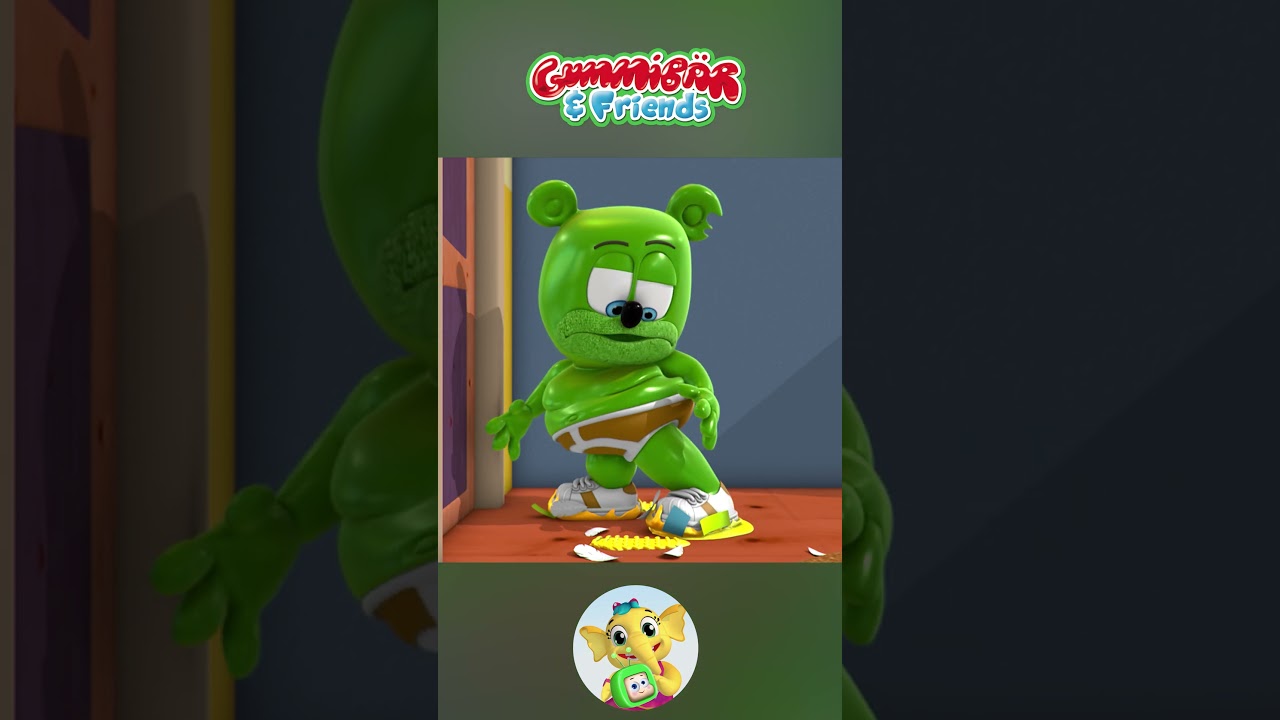 Gummy Can't Escape the Sticky Trap!🍯 #gummybear #trendingshorts #childrenmusic #kidssongs