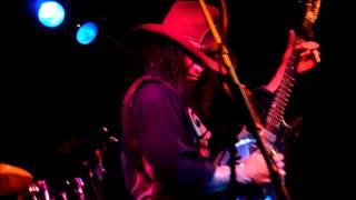 Eric Sardinas - As The Crow flies.wmv